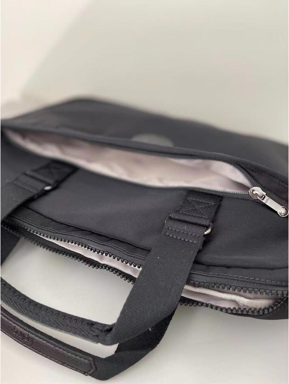Kipling Elsil Laptop Bag in Rich Black NWT - Picture 6 of 6